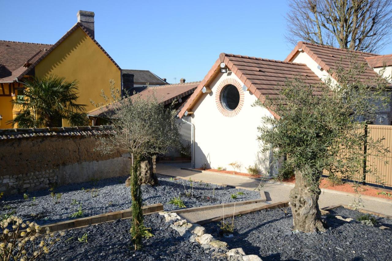L'Hostellerie D'Acquigny Eksteriør bilde